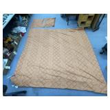 Orange Comforter w/Pillowcases