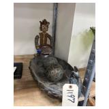 2 Pcs- Peacock Dï¿½cor & Bottle Cap Ash Tray