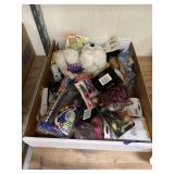 Mini Slippers - Hair Clips - Handheld Game