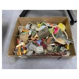 Box of Assorted Miniatures - Stained Glass Dï¿½cor &
