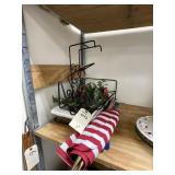 Basket - US Flag - Wire Hangers