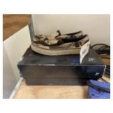 Van Shoes & Sz 9-1/2 Ladie