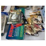 6 Pc - Dinosaur Toys 1:144 Scale Race Car