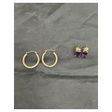 14K earrings .6 gr & 1.2 gr