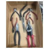 Assorted Hand Tools - Pliers & Snips