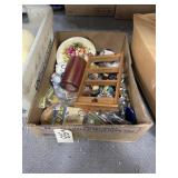 Small Trinket Shelf - Trinkets & Miniatures