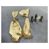 4 Pcs - Candle Holders & Curtain