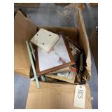 Box of Assorted Pic Frames