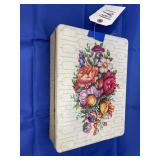 Tin w/Memo Books - Clipped Recipes