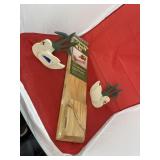 3 Pc Shelf & Wooden Wall Hanging