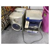 Sharp Mini Component System w/2 Speakers