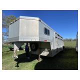 1990 WW Horse Trailer w/Tack Room - 4-Horse