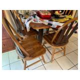 Kitchen Table w/4 Chairs