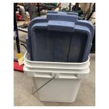 Plastic Bucket w/Plastic Bin w/Lid