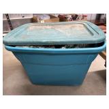 Plastic Bin w/Lid
