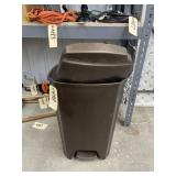 Trash Can w/Blackstone Bag - Security Signs