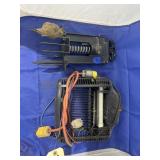 2 Pcs - Sweeney Gopher Trap & Heater