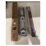 3 Pcs - Wooden Level - Pry Bar - Level