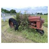 McCormick Farmall H Tractor - Tricycle Front