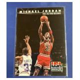 1992 SKYBOX HOF MICHAEL JORDAN CARD