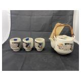 Oriental Tea Pot w/Cups