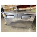 True Refrigeration 2-Door Refrigerator