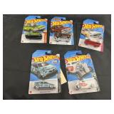 5 Hotwheels NIP