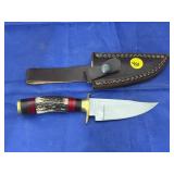 Fixed Blade Knife in Leather Sheath
