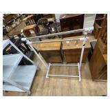 Plastic Telescoping Clothing Rack
