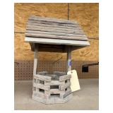 Wooden Water Well Dï¿½cor
