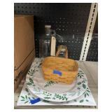 5 Pcs - Wooden Basket - Holiday Plates