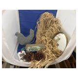 Christmas Tin w/Burlap Fabric & Fall Dï¿½cor