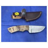 Damascus Steel Fixed Blade Knife in Sheath
