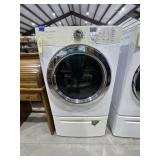 Frigidaire Infinity Elec Dryer w/Storage Pedestal