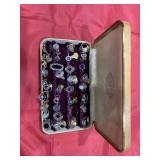 36 Assorted Rings - var sizes