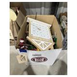 Assorted Holiday Dï¿½cor