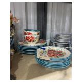 14 Pcs - Pioneer Woman Tableware