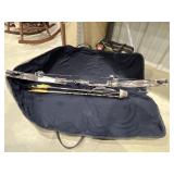 White Tail II Bow w/Aluminum Arrows in Case