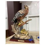 Decapoli Hawk Figure