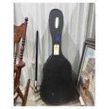 Hondo Acoustic Guitar 6-String in Case