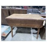 Drop Leaf Table 42"L x 42"W x 30"H
