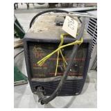 Hobart Handler 135 115V Mig Welder w/Lead
