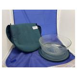 Pyrex Portables Casserole Bowl w/Lid & Case