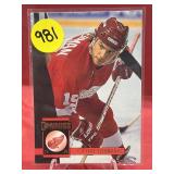 1994 DONRUSS HOF STEVE YZERMAN CARD