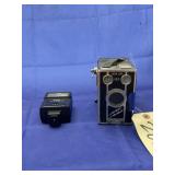 Vintage Gem Jr Camera w/Vivitar Auto Flash
