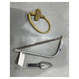 3 pc - Handsaw, ext cord plugs, sm shovel