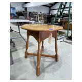 Round side table 24" x 27"