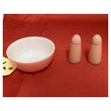 Anchor Hocking Bowl - Salt/Pepper Shakers