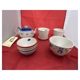 5 Pcs - Planters - Bowls - Teapot