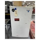 Criterion Min Fridge